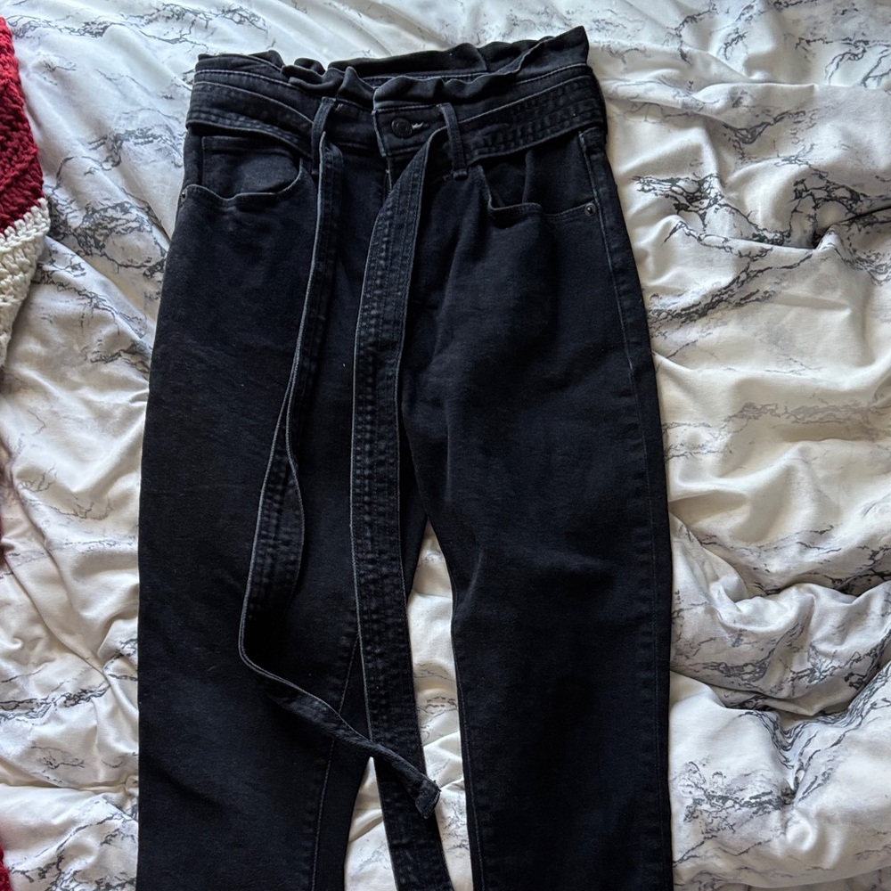 Abercrombie & Fitch High Rise Black paper bag Jeans